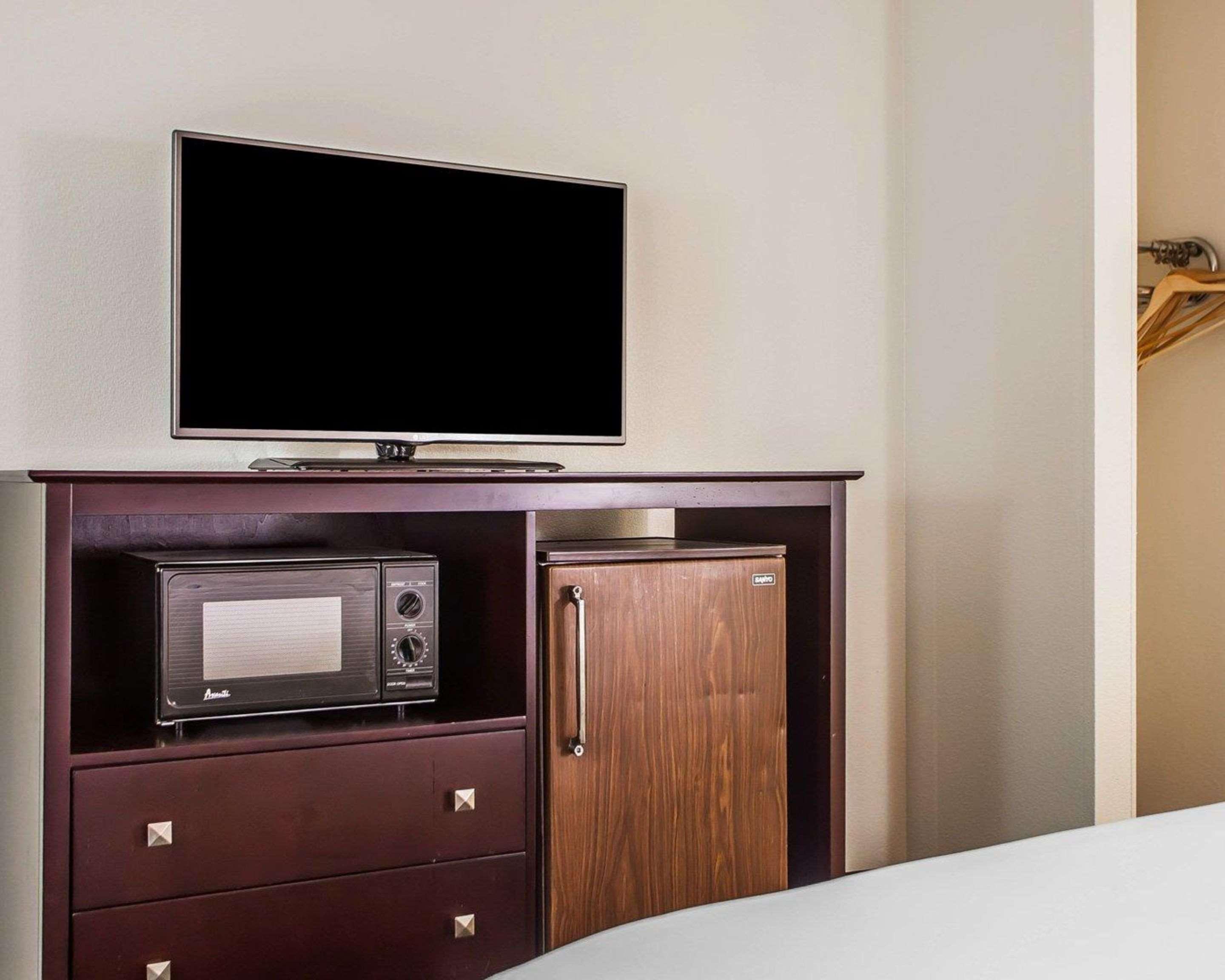 Comfort Inn & Suites Wyomissing-Reading מראה חיצוני תמונה