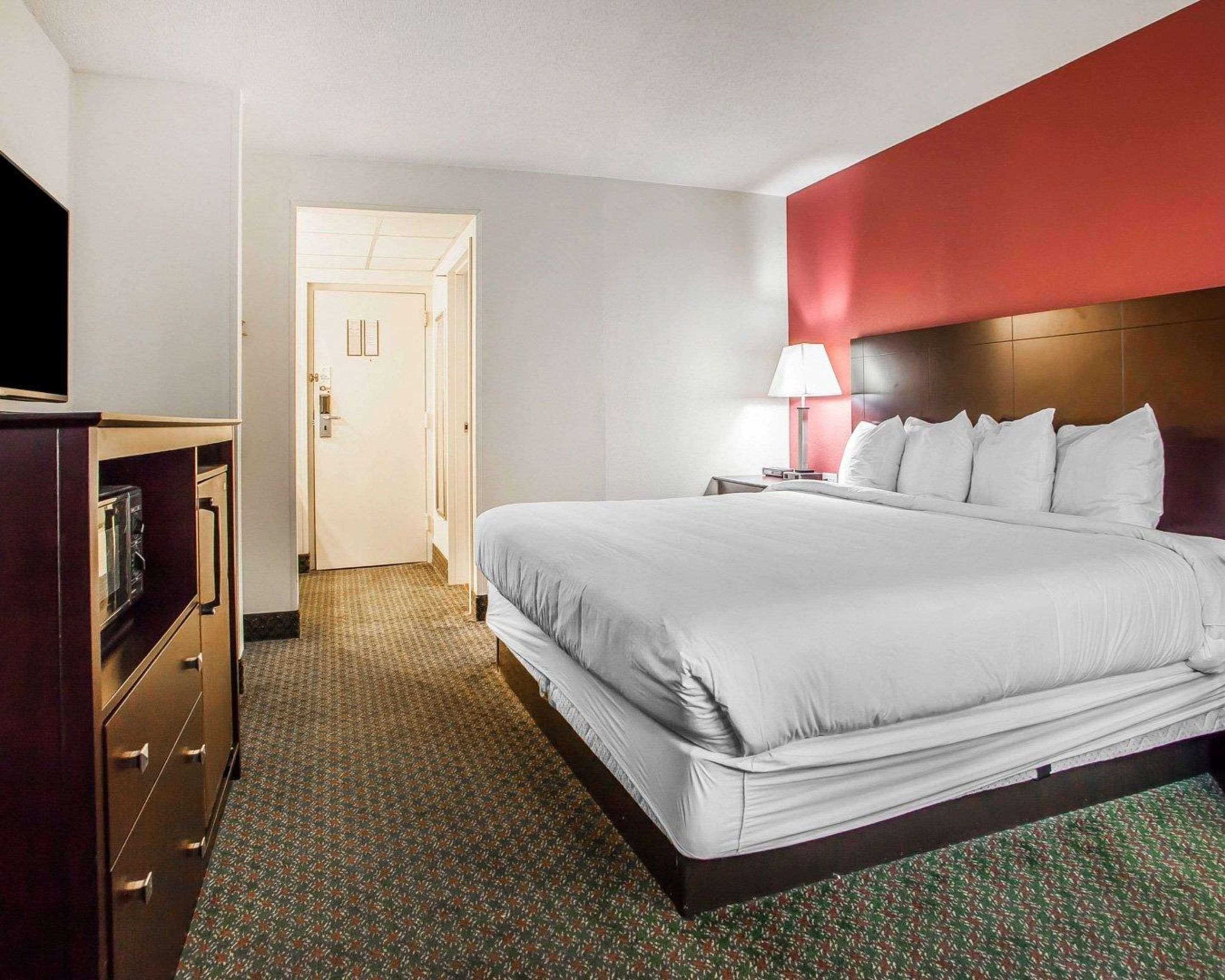 Comfort Inn & Suites Wyomissing-Reading מראה חיצוני תמונה