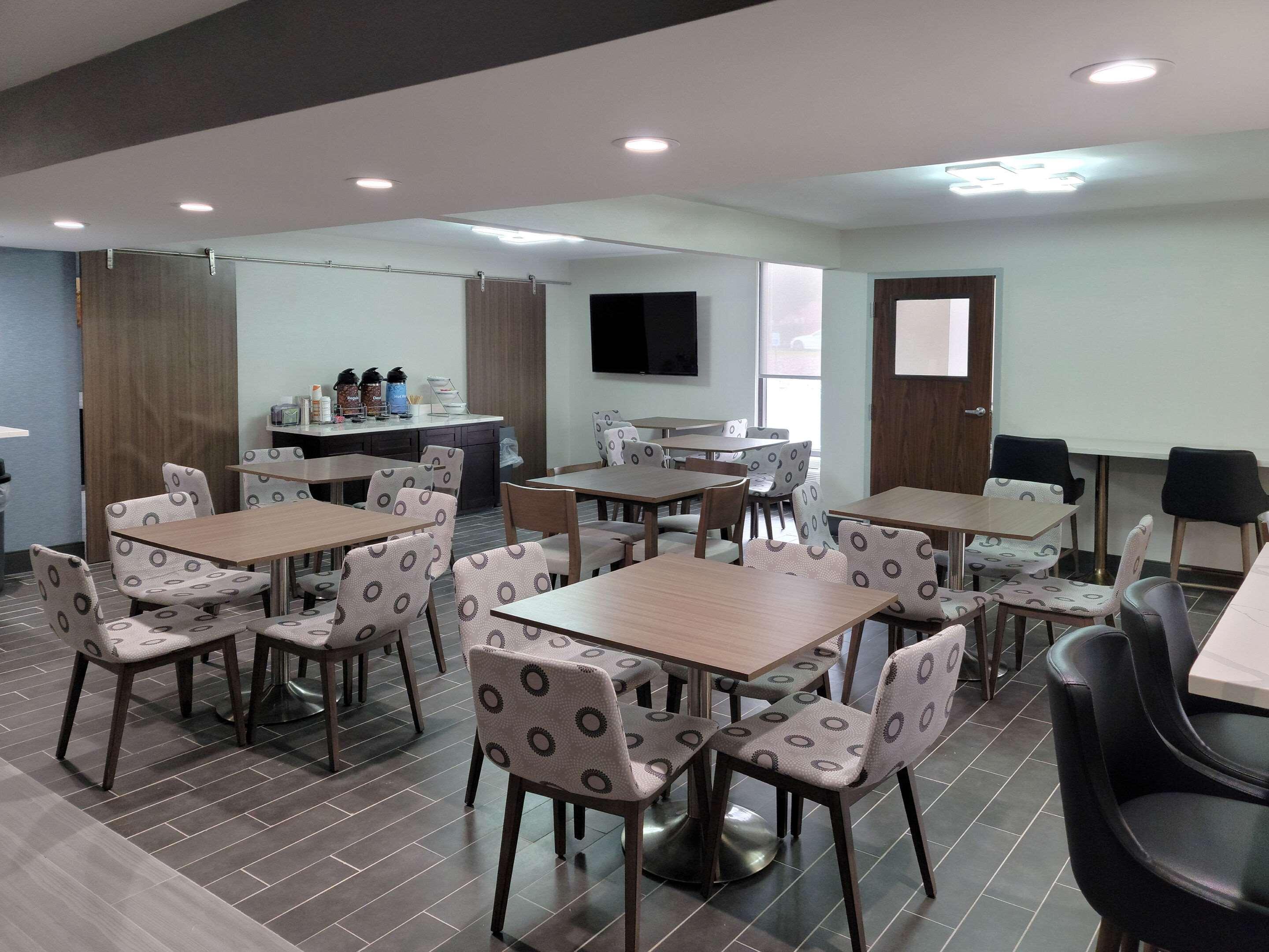 Comfort Inn & Suites Wyomissing-Reading מראה חיצוני תמונה