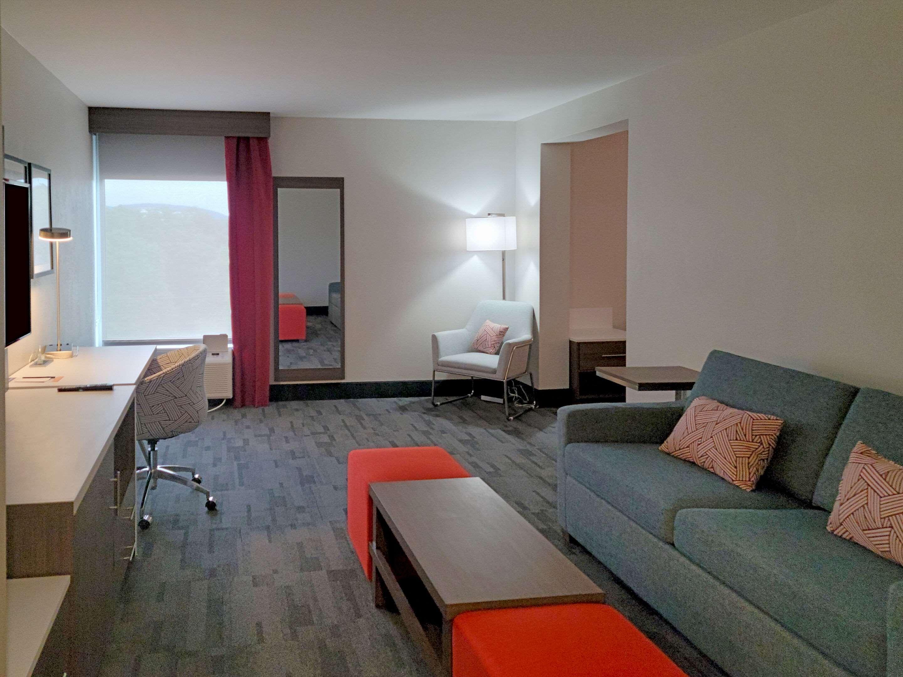 Comfort Inn & Suites Wyomissing-Reading מראה חיצוני תמונה