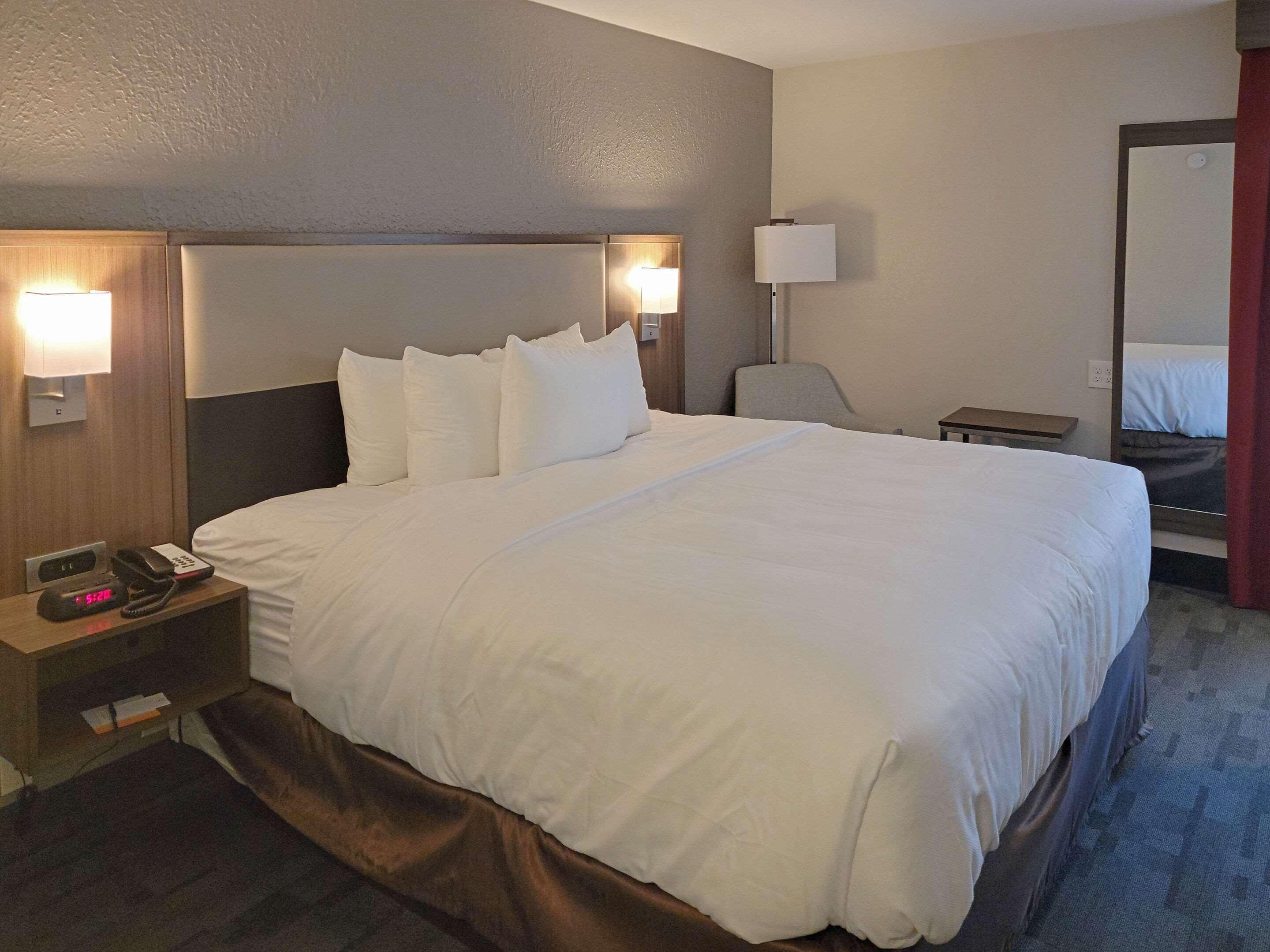 Comfort Inn & Suites Wyomissing-Reading מראה חיצוני תמונה
