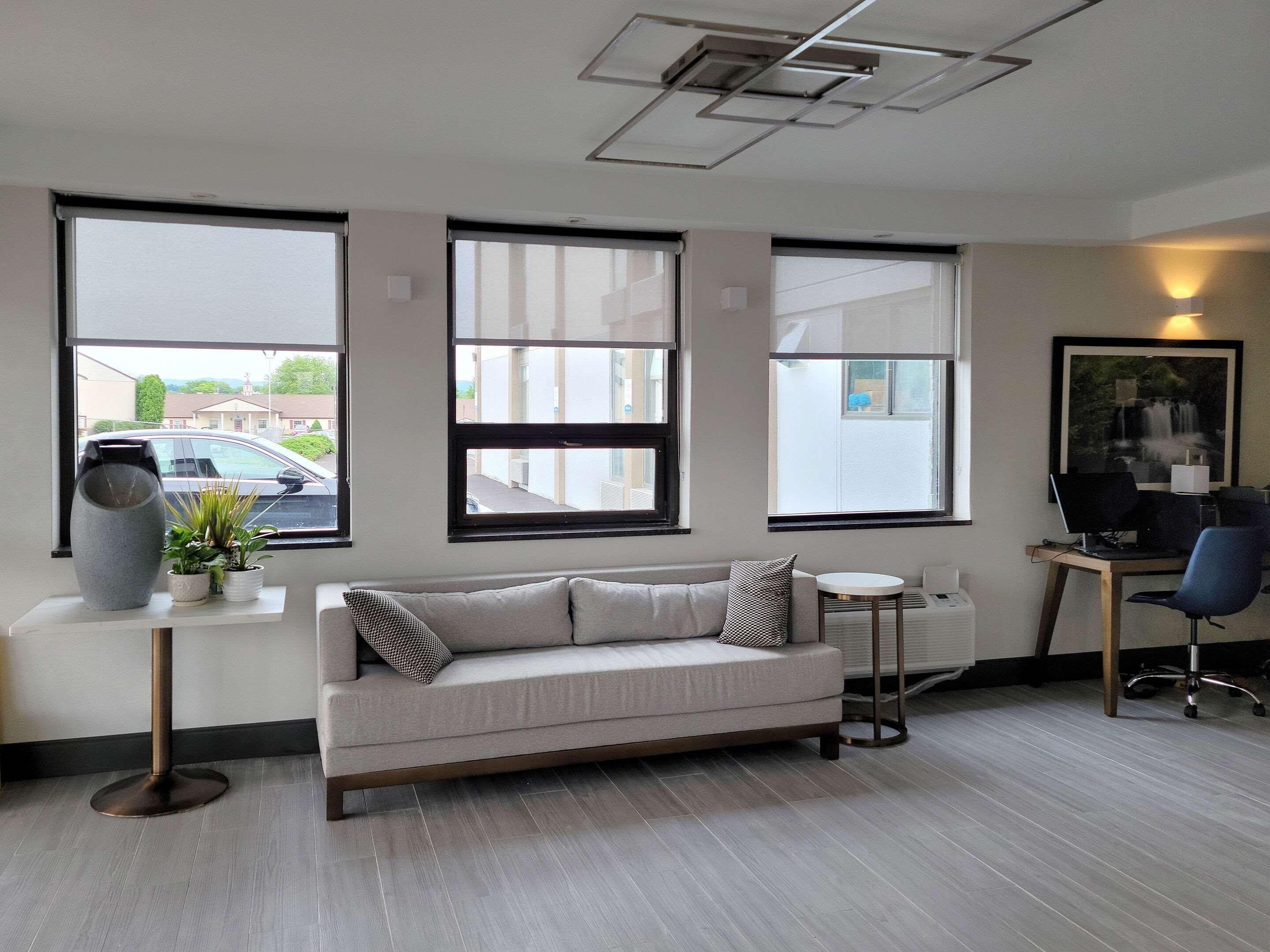 Comfort Inn & Suites Wyomissing-Reading מראה חיצוני תמונה