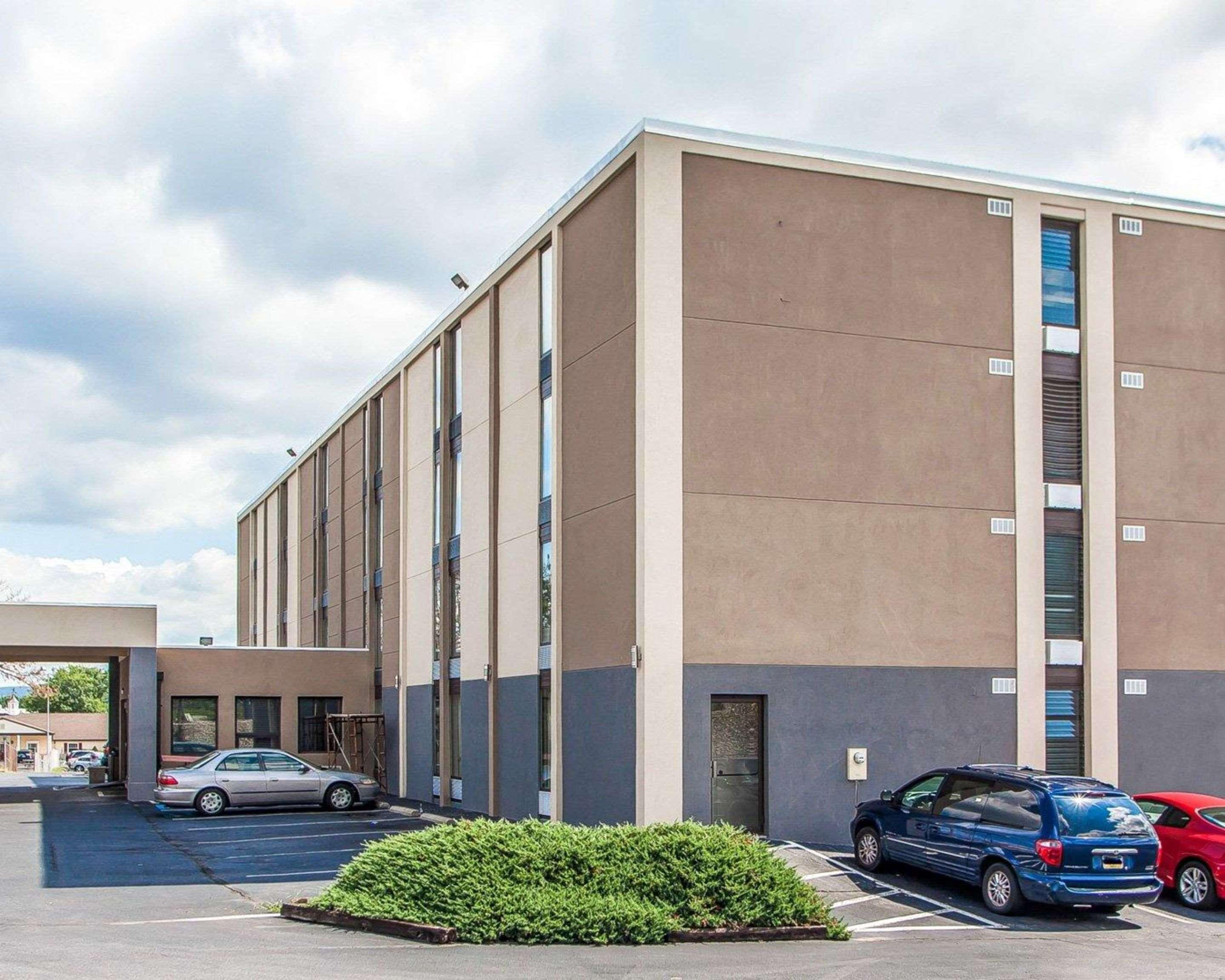 Comfort Inn & Suites Wyomissing-Reading מראה חיצוני תמונה